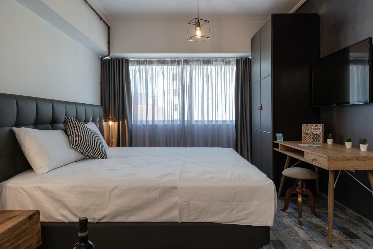 Superb Industrial Style Lodge Heart Of Athens Exterior photo