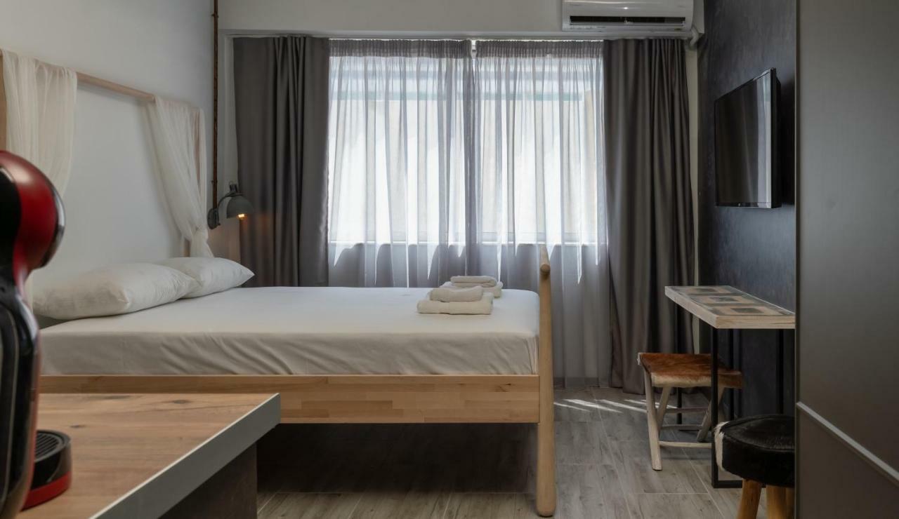Superb Industrial Style Lodge Heart Of Athens Exterior photo